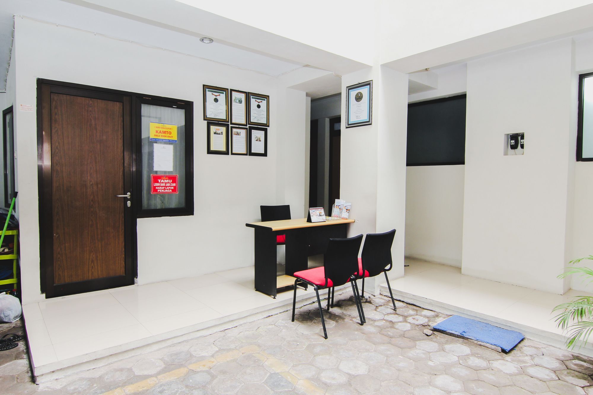 D'Paragon Seturan 3 Maguwo Esterno foto