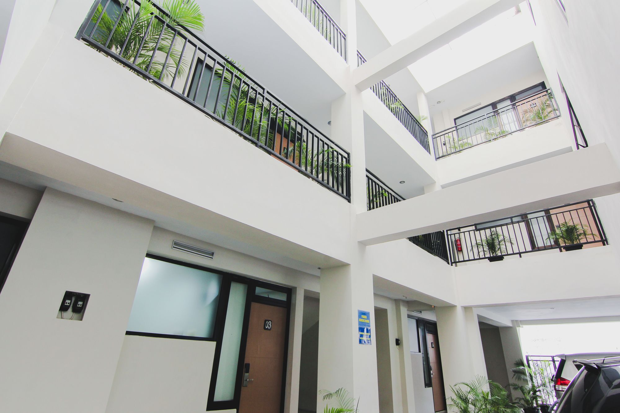 D'Paragon Seturan 3 Maguwo Esterno foto